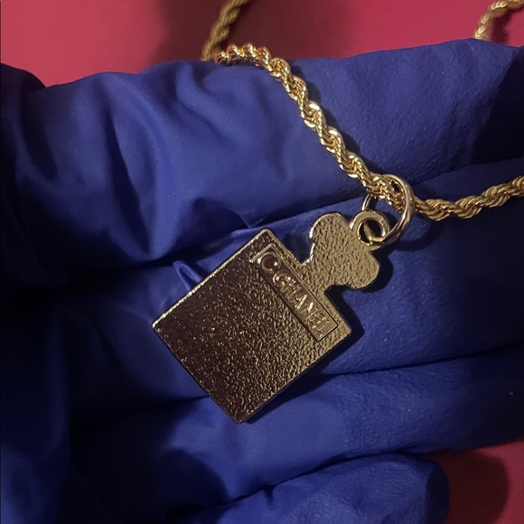 Upcycled Chanel zipper charm necklace - Picture 6 of 17